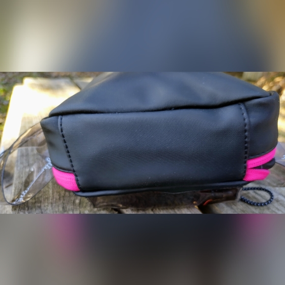 NWT Kendall + Kylie Mini Vanity That Convert's to a Crossbody Bag| Black & Pink! - Picture 8 of 11